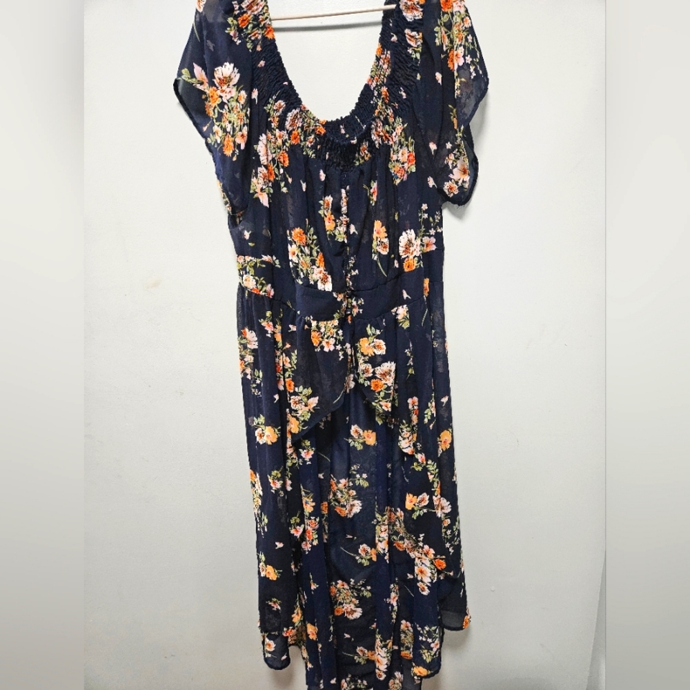 Plus size navy blue floral duster.